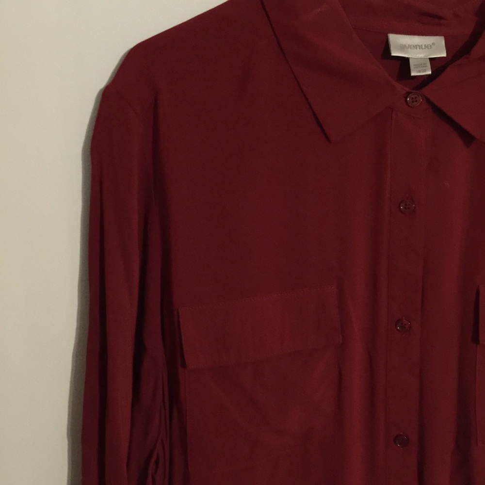 Avenue Button Down Shirt - Picture 3 of 3